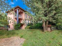 VILLA A SCHIERA DI TESTA in Vendita